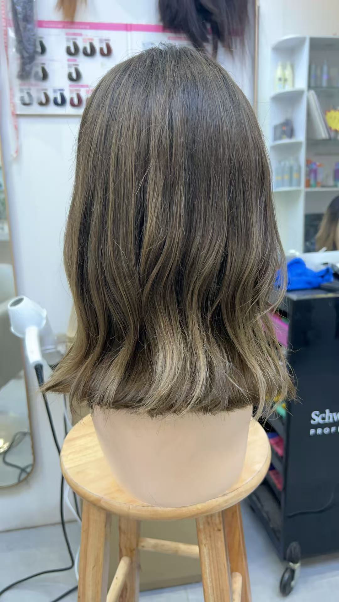 MEBARY Natural Brown with Subtle Highlights Human Hair Wig for White Women