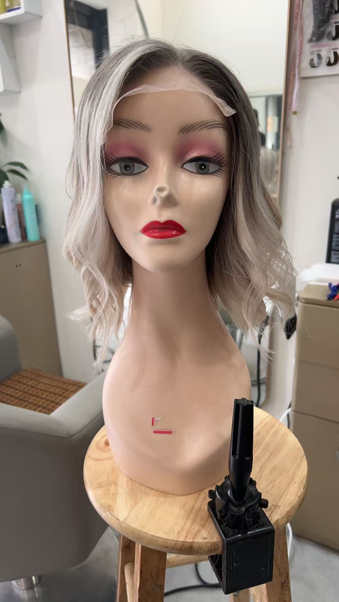 MEBARY Short Silver Blonde Bob with Dark Roots Human Hair Wig for White Women