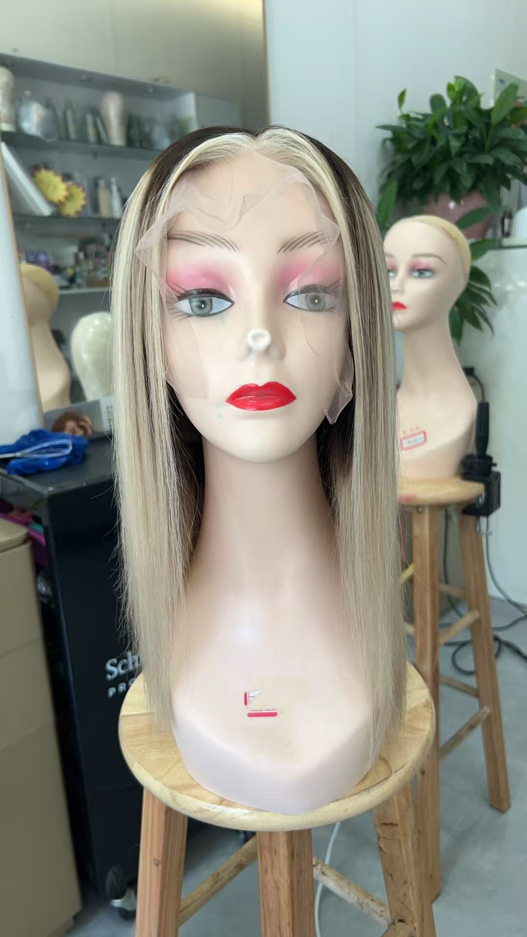 MEBARY Short Straight Ash Blonde Ombre Silky & Natural Human Hair Wig for White Women