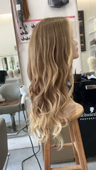 MEBARY Honey Blonde Balayage Long Wavy Lace Front Human Hair Wig for White Women ¨C Sun-Kissed Natural Look