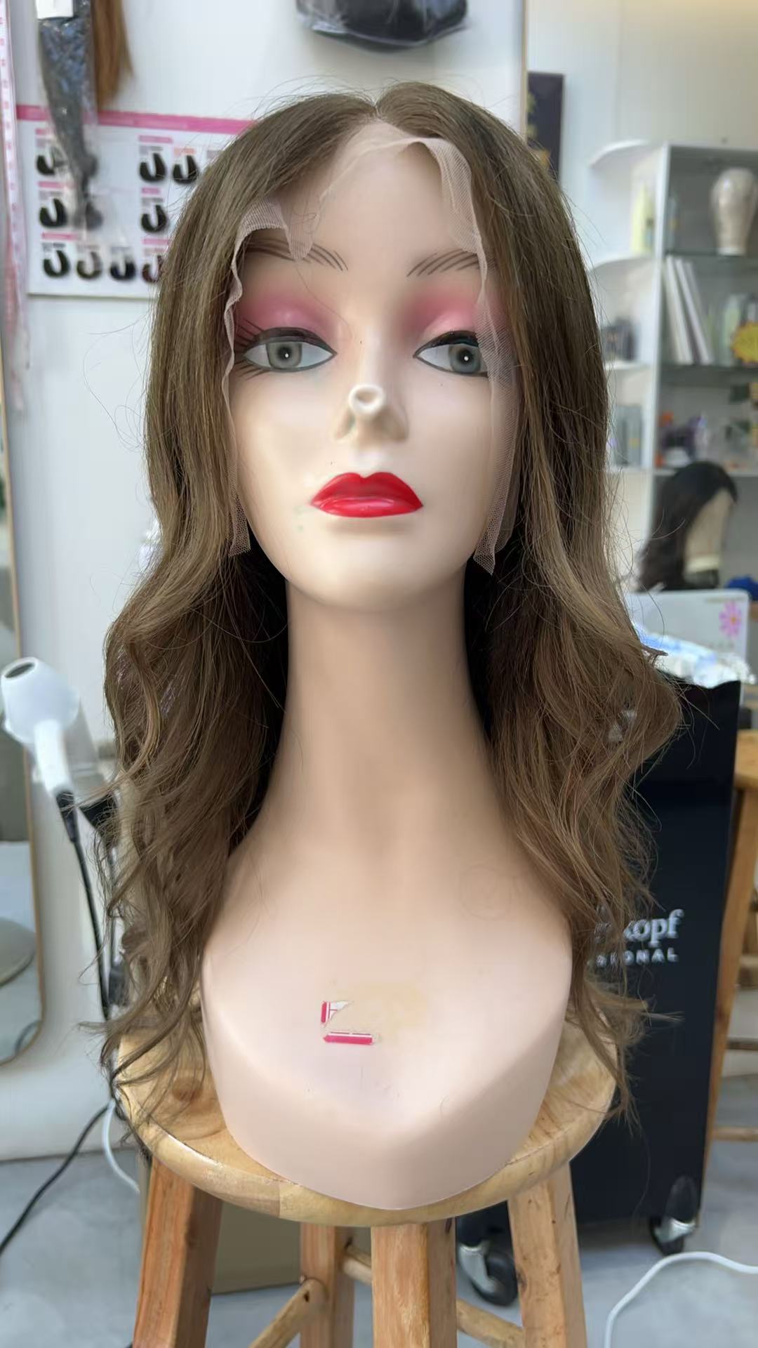 MEBARY Light Brown Wavy Lace Front Human Hair Wig ¨C Natural Look Wig for White Women