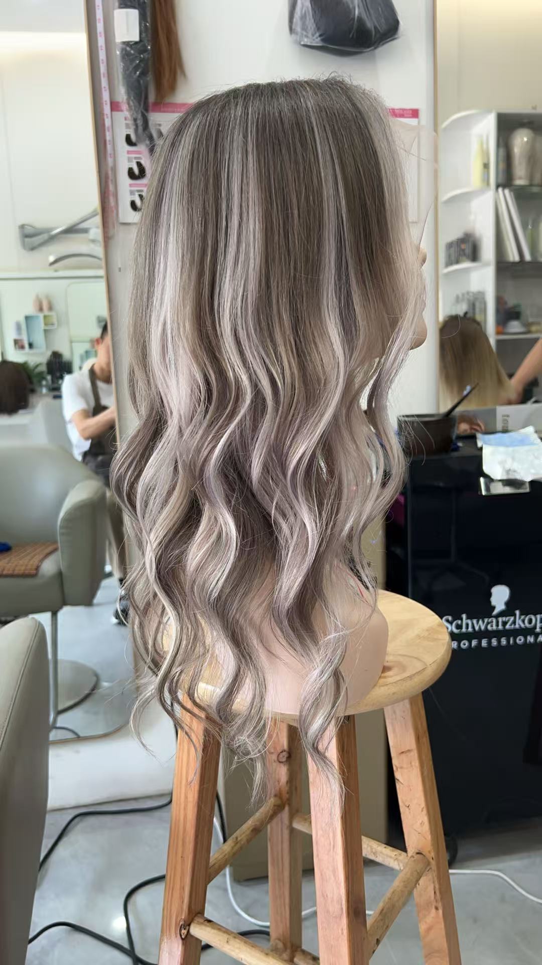 MEBARY Voluminous Ash Blonde Wigs 100% Human Hair for White Women